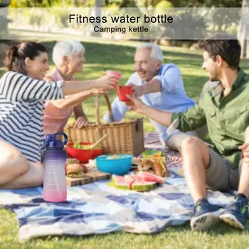 2000ml Stor Kapacitet Sports Bottle Håndtere Gradient Farve vandflaske Med Halm Til Udendørs Motion Vandring Trænings-og Kande