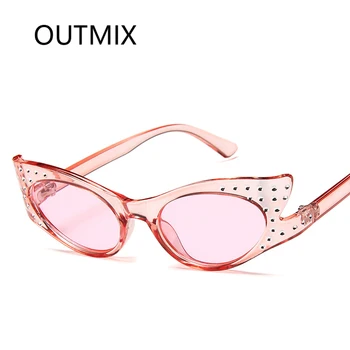 2020 Kvinder Luksus Brand Cat Eyes Solbriller Mode Rhinestone Lille Ramme Sol Briller Damer Klare Lyserøde Briller Kvindelige UV400
