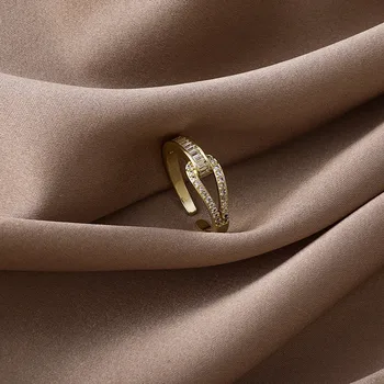 2021 Minimalistisk 925 Sølv Zircon Runde Geometriske Ring For Mode Fint Kvinder Enkle Gaver Smykker Tilbehør