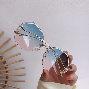 2021 Mode Te Gradient Solbriller Kvinder Ocean Vand Skære Trimmet Linse Metal Buede Templer Sol Briller Kvindelige UV400-Brillerne