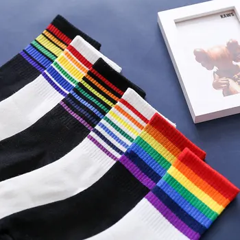 2021 Regnbue Stribet Mid-Kalv Kvinder Sokker Japan Trendy Street Mori Girl Kvindelige Koreanske Style Candy Farve Mænd, Sokker Happy Socks