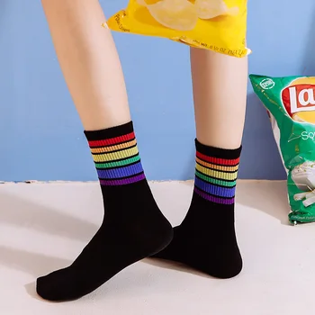 2021 Regnbue Stribet Mid-Kalv Kvinder Sokker Japan Trendy Street Mori Girl Kvindelige Koreanske Style Candy Farve Mænd, Sokker Happy Socks
