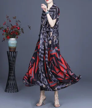 2021 Sommeren Nye V-Hals Tencel Trykt Lace-up Slank Mode Slynge To-piece Suit Kvinder Kjoler