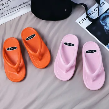 2021 foråret og sommeren klip-klappere kvinder koreansk mode beach sandaler og tøfler behageligt, non-slip tykke såler klip-klappere