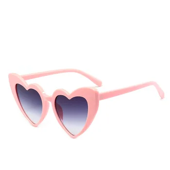 2021 ins fashion Lidt Kærlighed Kvinders Retro Brand Designer Briller Square Solbriller Retro Zonnebril Dames Linse Solen Dekoration