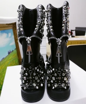 2021 nye forårs sko kvinder ankel støvler plus size 22-26.5 cm Metal nitte indrettet med korte støvler sorte støvler goth støvler