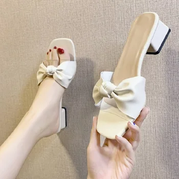 2021 sommeren nye damer mode til alle-match sandaler firkantet tå bue tyk hæl tøfler