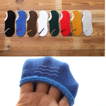 5 par sokker mode mænds mesh sports tendens solid farve casual glad solid farve Harajuku korte sokker engros