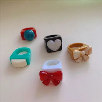 AOMU Korea Personlighed Sjove Slik Farve Akryl Hjerte perle Ring Søde piger Mat Uregelmæssige Geometriske Øjne Finger Ringe til Kvinder