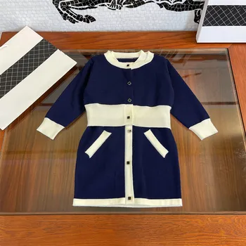 Designer Piger Sætter Børn af Foråret Og Efteråret Tøj Søde Elegante Preppy Stil Cardigan Frakke+Kjole 2stk Tøj Baby Barn Tøj