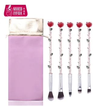 Disney-animationsfilm skønhed og vilde dyr omkring rose makeup brush tool smuk gave til Valentine ' s Day, Jul, fødselsdag