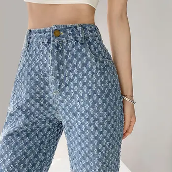 Jeans kvinder ' s 2021 nye stil, personlig, perforeret, åndbar, blomster, løs og tyndt lige bukser, casual-gulvtæppe trække