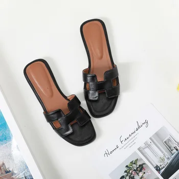 Kvinder Casual Sandaler Flad Brun Tøfler Berømte Designer Mærke Dias Mode Af Høj Kvalitet Og Komfortabel Flip Flops Sommeren 2021