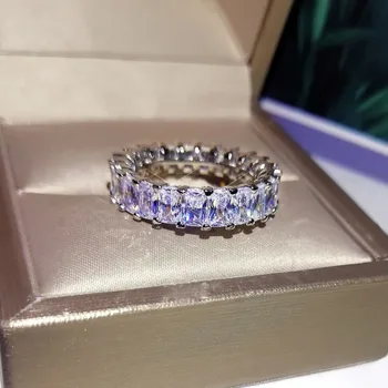 Kvinders kærlighed ring i 18K hvidguld forgyldt gruppe indlagt zircon 30 point ring stablet baguette diamond ring