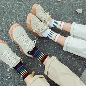 Mænd Kvinder Unisex Rainbow Sokker af Bomuld Hvid Sort Sok Farverige Stribet Hip hop Mode Harajuku Skateboard Sox Meias Kort Soks