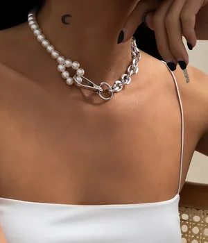 Nøglering Imiteret Perle Halskæde Asymmetrisk Hvid Perle Pearl Metal Choker Halskæde til Kvinder Vintage Punk Kvindelige Smykker