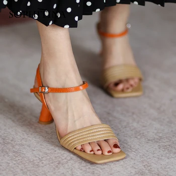 SOPHITINA Farve-Matching-Høj Hæl Kvinders Sandaler Mode Open Toe Party Sko Spænde Side Hule Sommeren Nye Dame Sko DO601