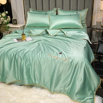 Sommeren Aircondition Dynen Blød Åndbar Tæppe Tynd Satin Silke Dronning King Fuld Talsmanden Solid Farve Bed Cover 2021 NY
