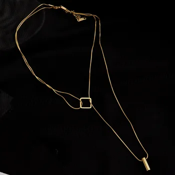 Titanium Stål Temperament Multi-Lag Kravebenet Kæde. Damer Enkel Stil, Niche Design Halskæde I Guld, Dråbeformede Vedhæng