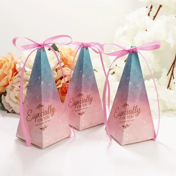 Trekantet Pyramide Bryllup Favoriserer Forsyninger Blade, Slik Kasser Gaveæske Part Emballage Chokolade Æske Med Bånd